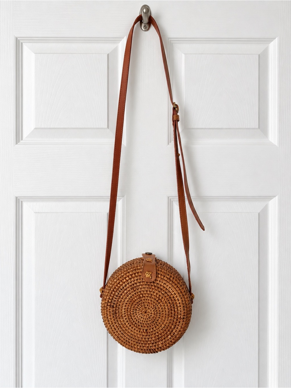 Round Woven Rattan Crossbody Bag Brown Strap Blue Floral Lining Boho